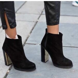 TOPSHOP Black Suede Gold Platform heel zip ankle bootie women size 39